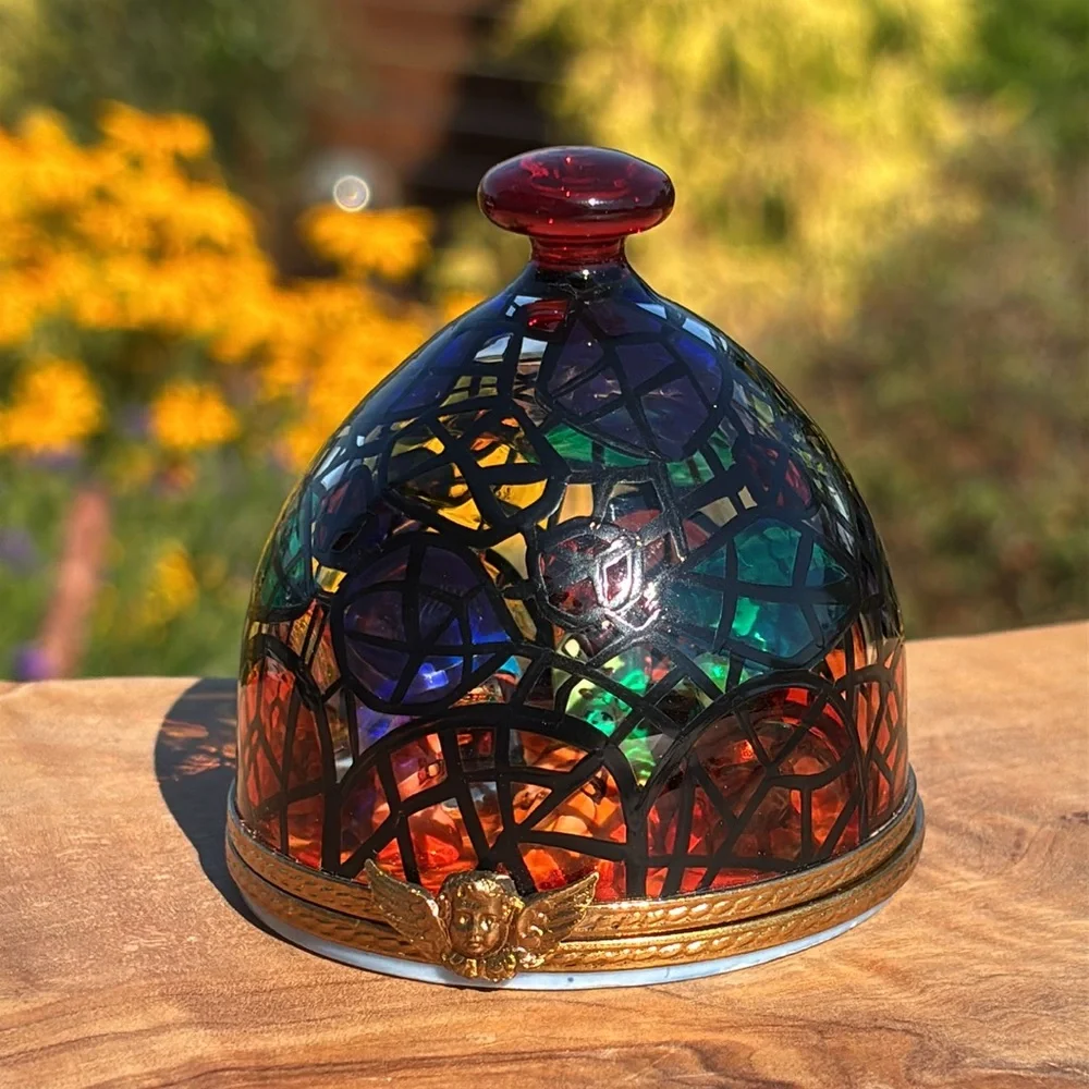 Rochard Limoges Porcelain Nativity Dome Limoges Box
